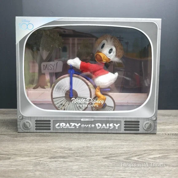 Disney's 100th Anniversary - "Crazy Over Daisy" Plush Set - Bike Wheel Moves! - Picture 5 of 12